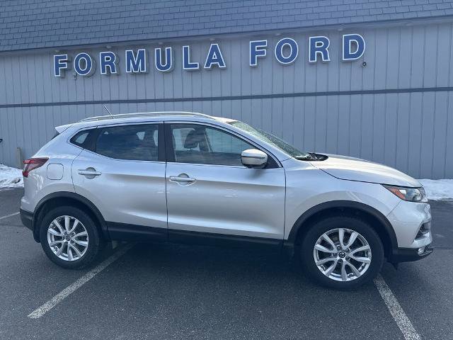 Used 2022 Nissan Rogue Sport SV w/ Technology Package AWD/4WD image 2