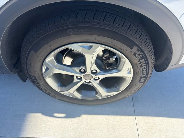 Certified 2025 Ford Escape ST-Line w/ Equipment Group 301A FWD image 8