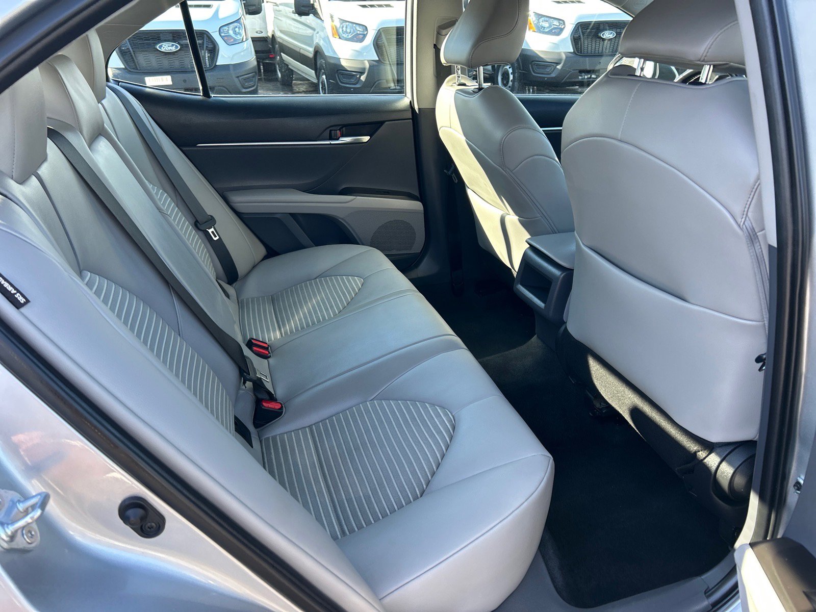 Used 2022 Toyota Camry SE image 17