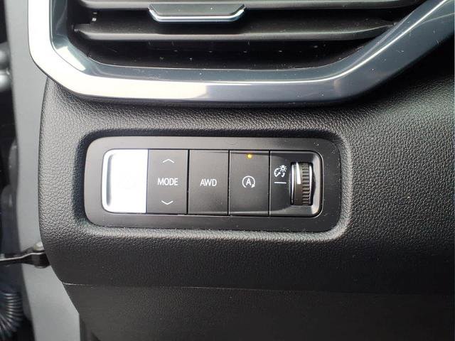 Used 2024 GMC Acadia AT4 w/ Luxury Package image 21