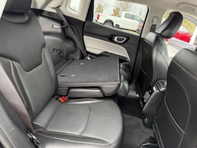 Used 2022 Jeep Compass Limited w/ Elite Group AWD/4WD image 33