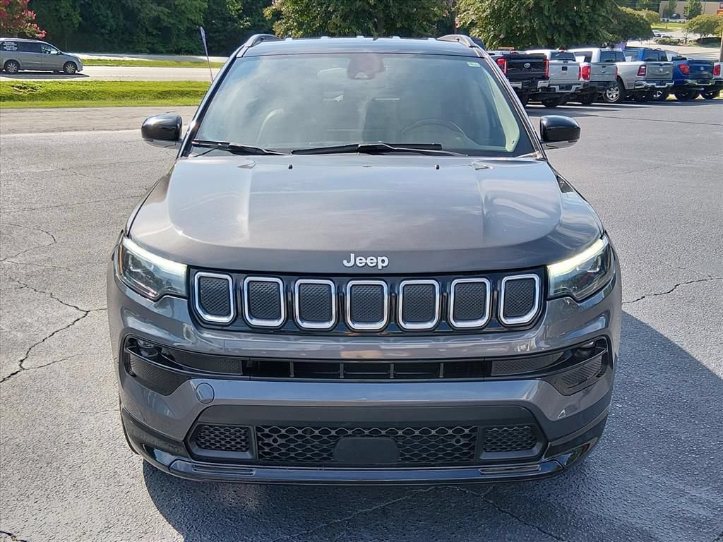 Used 2022 Jeep Compass Limited w/ Elite Group AWD/4WD image 9