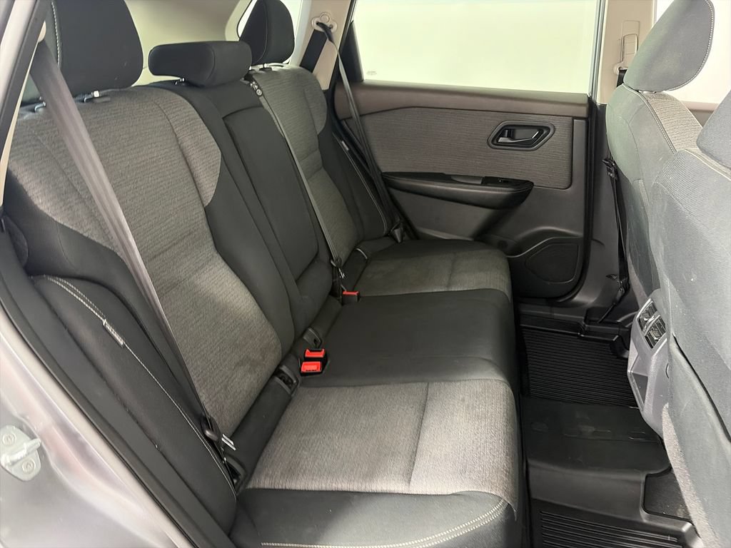 Used 2021 Nissan Rogue S AWD/4WD image 27