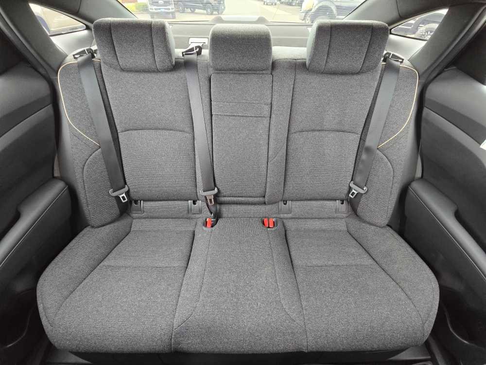 Used 2023 Toyota Crown AWD/4WD image 17