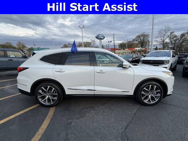 Used 2023 Acura MDX SH-AWD w/ Technology Package image 6