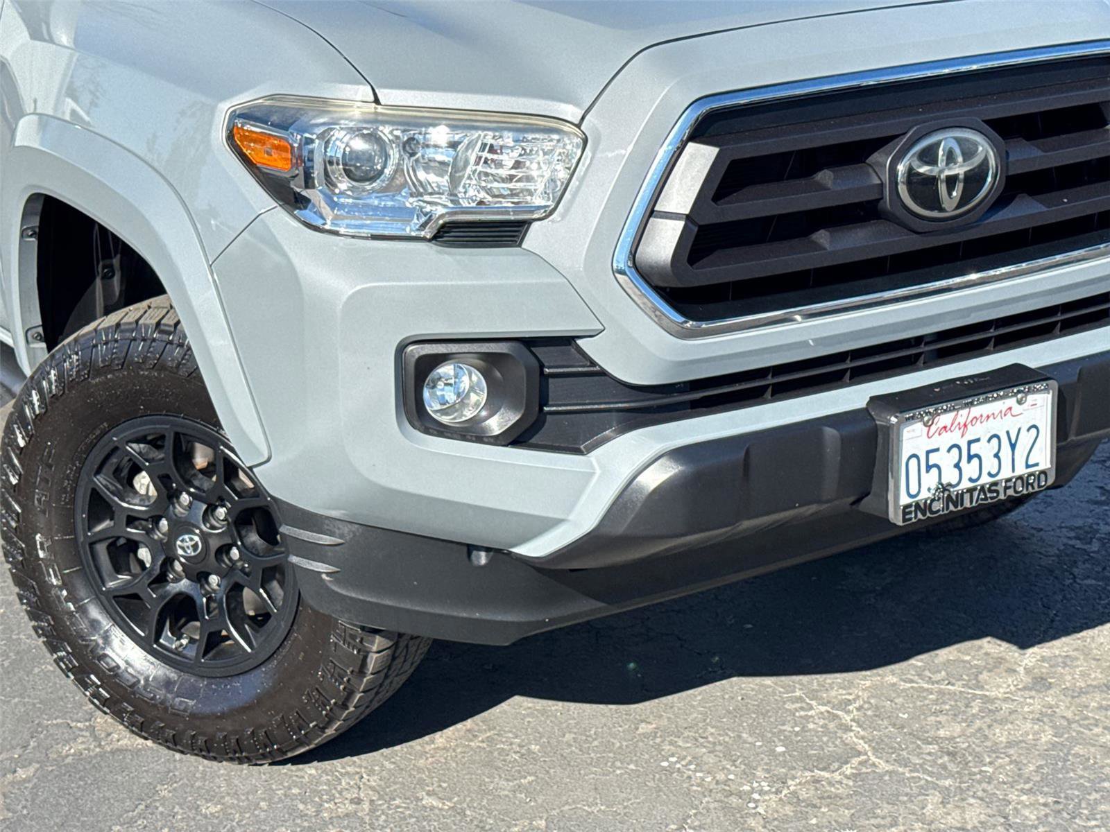 Used 2020 Toyota Tacoma SR5 image 9