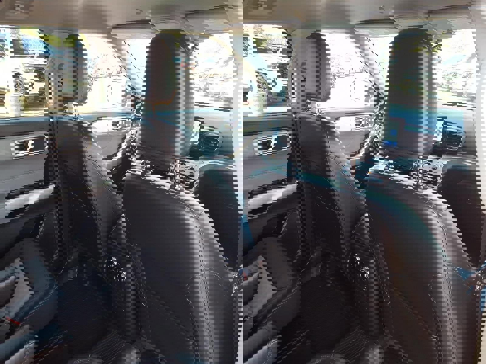 Certified 2023 Ford Explorer XLT w/ Equipment Group 202A image 13