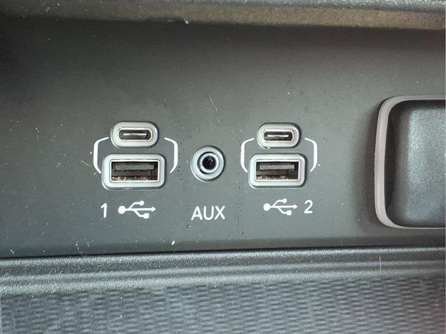 Used 2023 Jeep Grand Cherokee L Laredo AWD/4WD image 17
