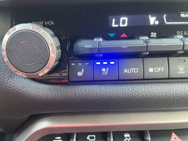 Used 2026 Toyota Sequoia Limited AWD/4WD image 16