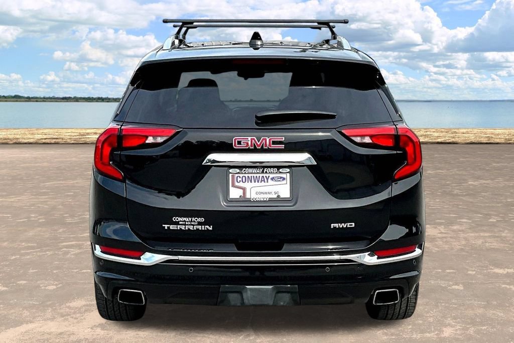 Used 2018 GMC Terrain Denali w/ Comfort Package AWD/4WD image 7
