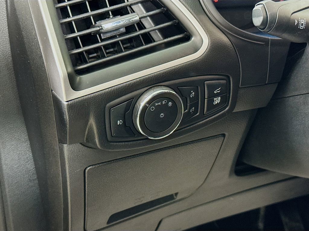 Certified 2024 Ford Edge SEL w/ Convenience Package image 10