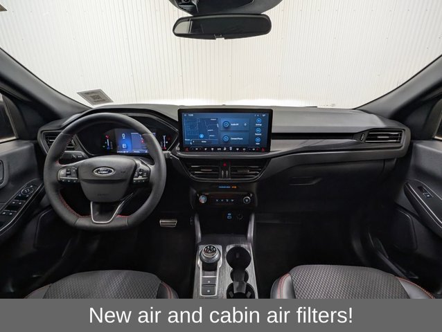 Certified 2023 Ford Escape ST-Line w/ Tech Pack #1 AWD/4WD image 3
