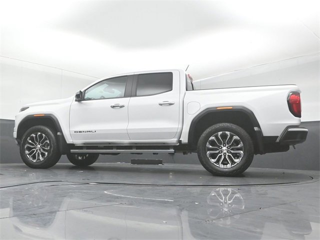 Used 2023 GMC Canyon Denali image 6