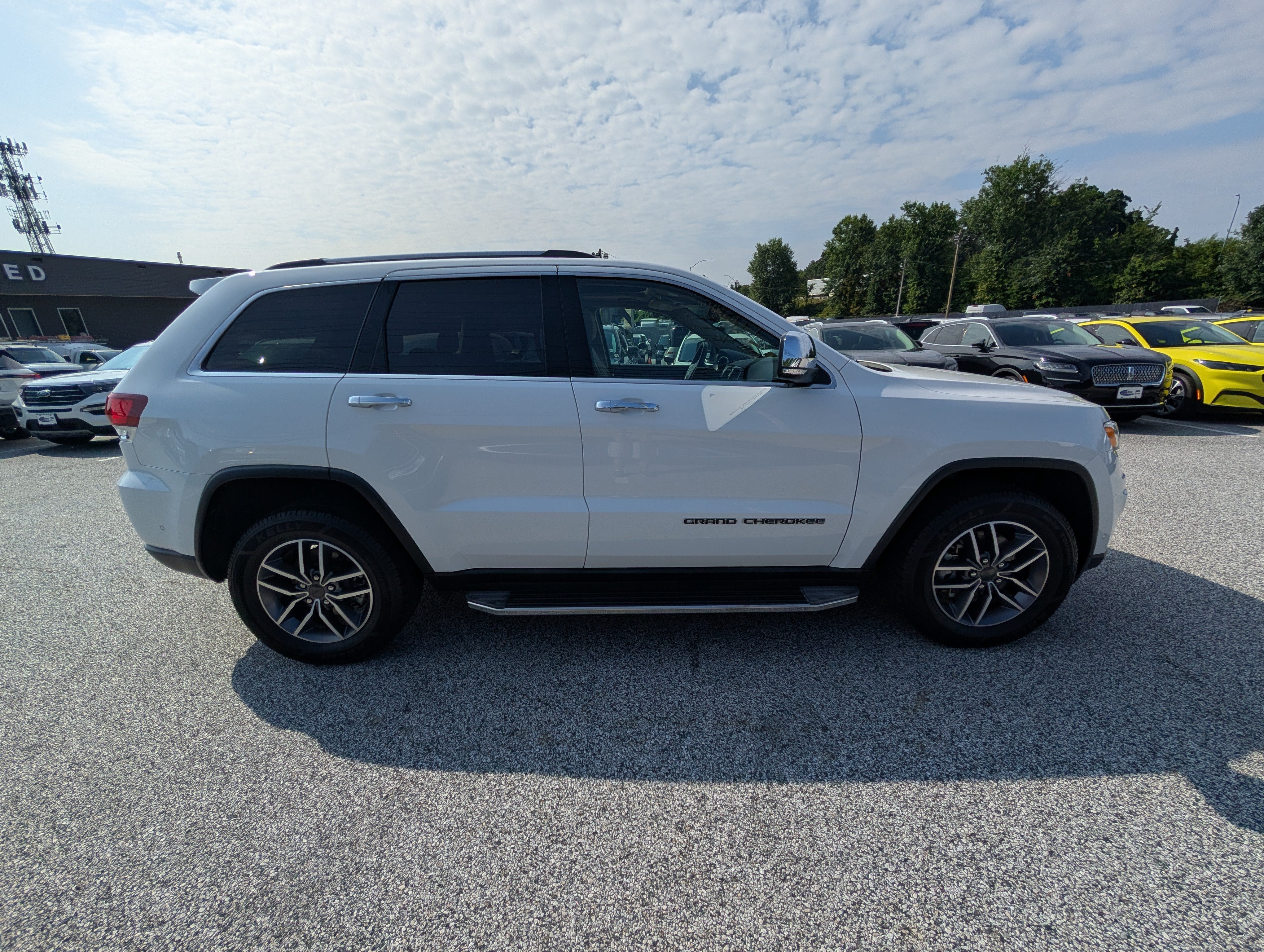Used 2021 Jeep Grand Cherokee Limited w/ Luxury Group II AWD/4WD image 8