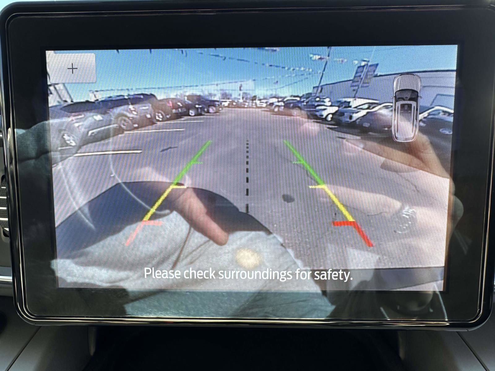 Certified 2022 Ford Explorer XLT w/ Equipment Group 202A image 23