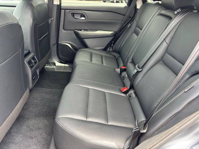 Used 2026 Nissan Rogue SL AWD/4WD image 16