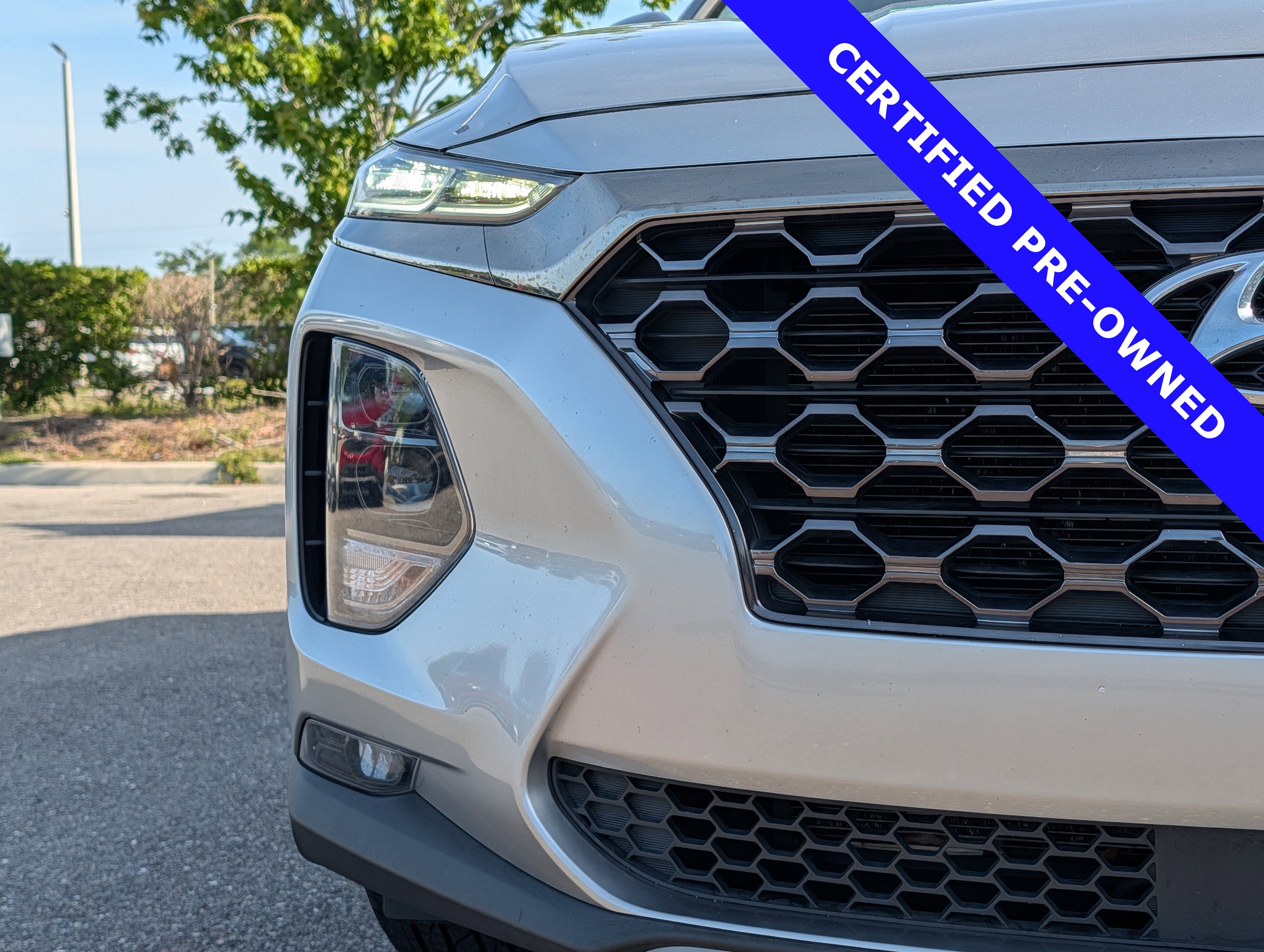 Used 2020 Hyundai Santa Fe Limited FWD image 9