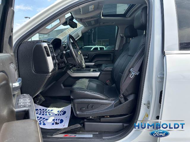 Used 2017 Chevrolet Silverado 1500 LTZ Z71 w/ LTZ Plus Package AWD/4WD image 13