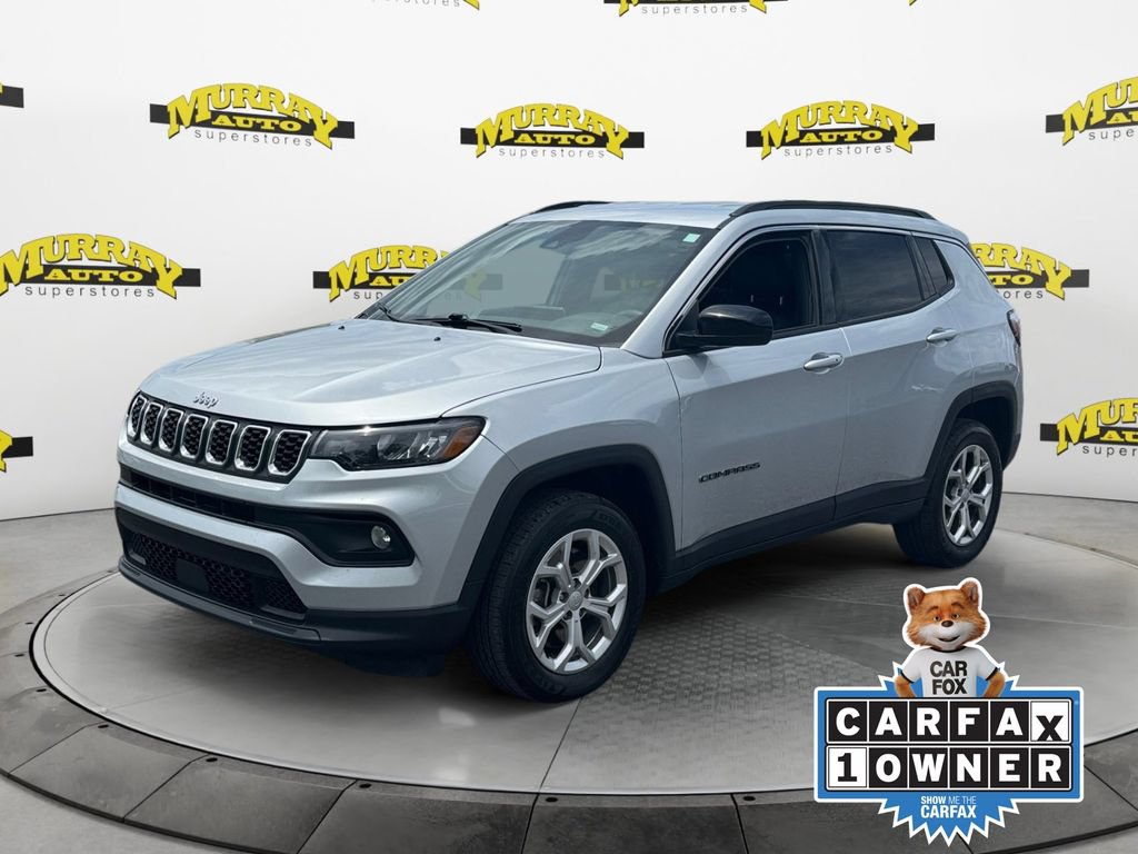 Used 2024 Jeep Compass Latitude AWD/4WD image 1