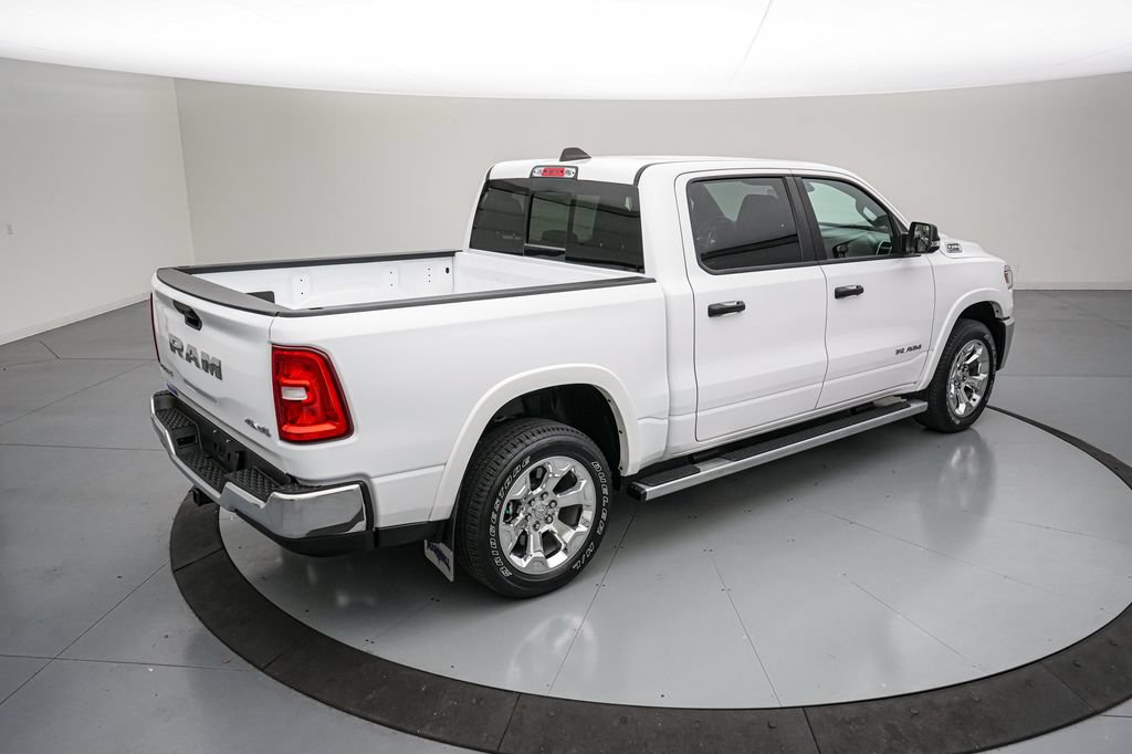 Used 2025 RAM 1500 Big Horn AWD/4WD image 4