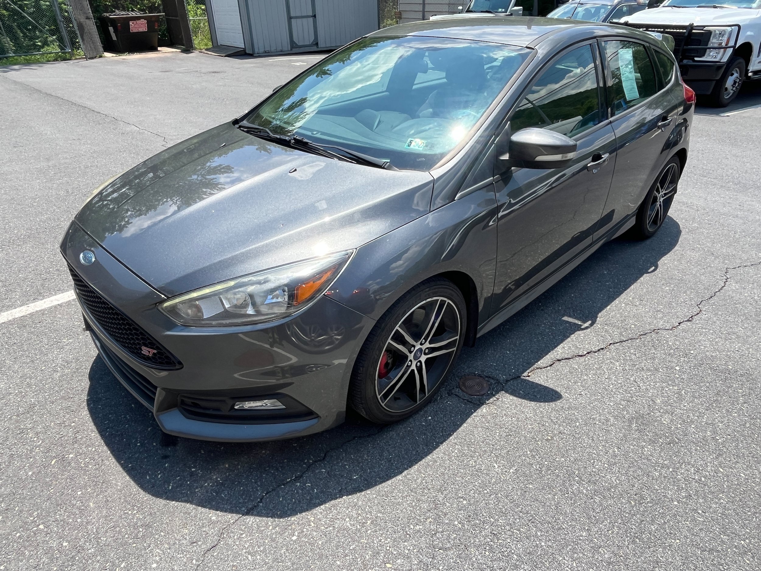 Certified 2017 Ford Focus ST FWD image 17