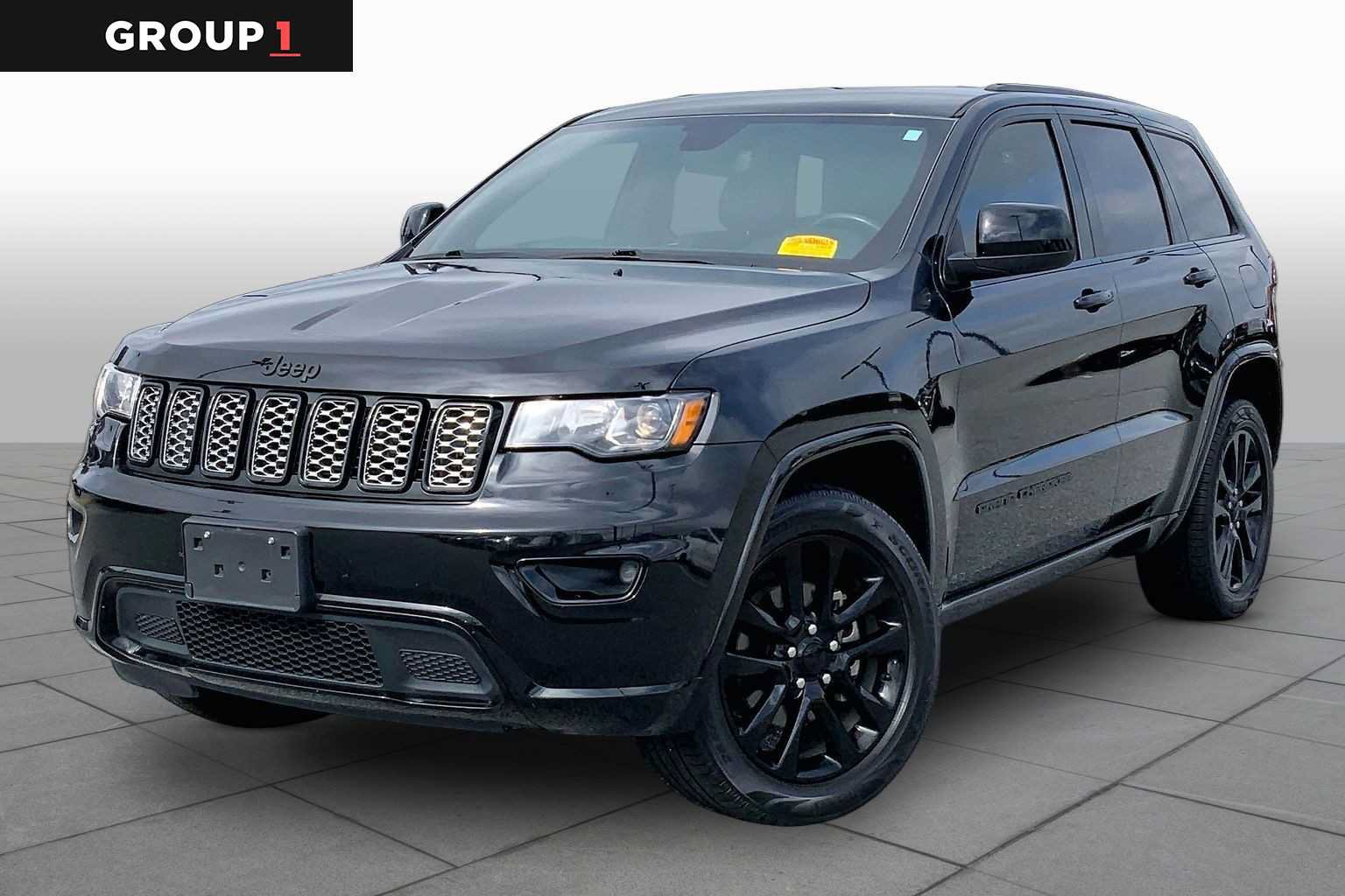 Used 2018 Jeep Grand Cherokee Altitude AWD/4WD image 1