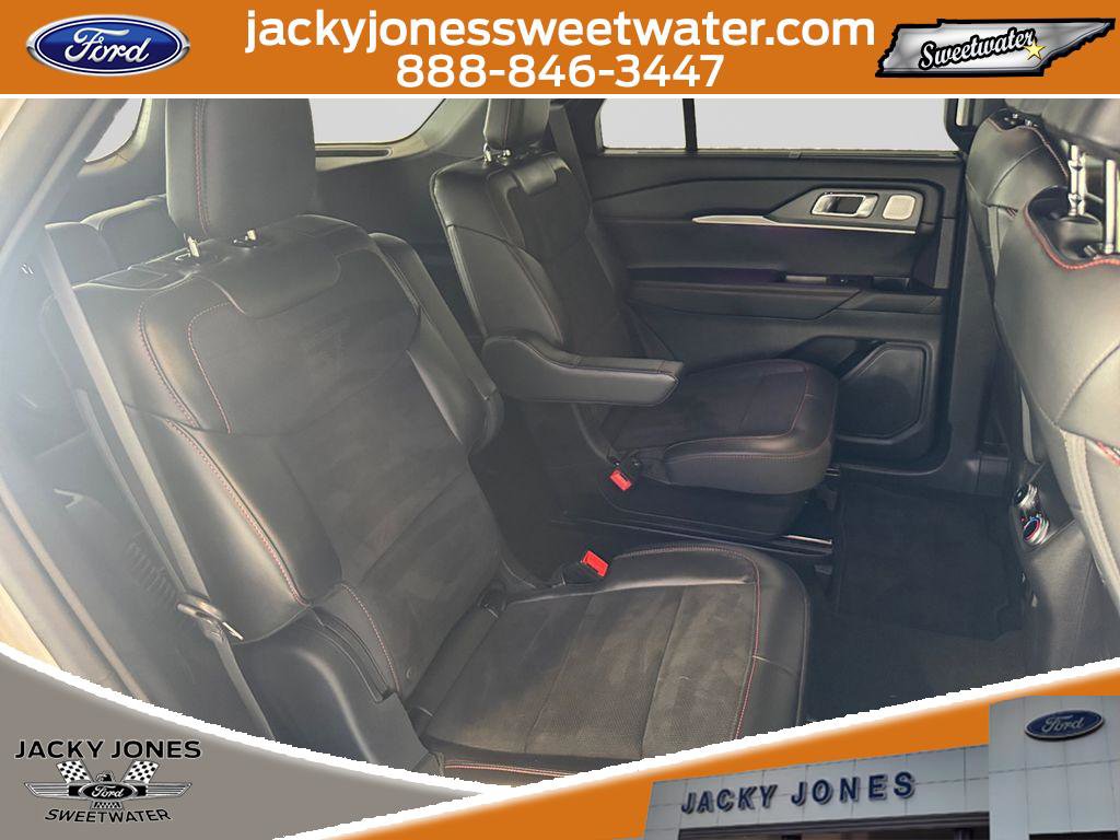 Certified 2025 Ford Explorer ST AWD/4WD image 19