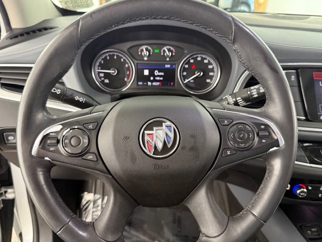 Used 2020 Buick Enclave Essence w/ Sound and Sites Package image 17