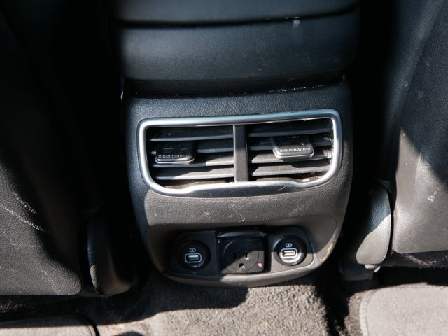 Used 2023 Hyundai Santa Fe Limited AWD/4WD image 20