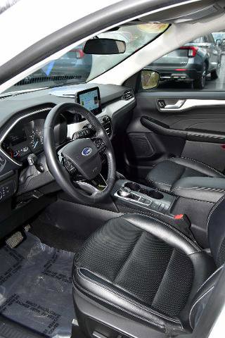 Certified 2022 Ford Escape SEL image 20
