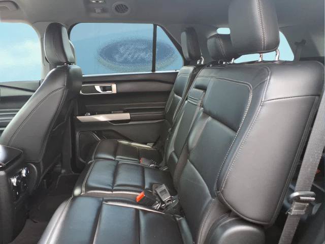 Certified 2022 Ford Explorer XLT w/ Equipment Group 202A AWD/4WD image 21