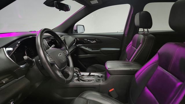Used 2022 Chevrolet Traverse RS image 17