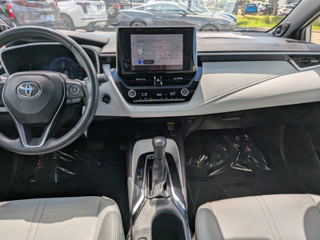 Used 2024 Toyota Corolla XSE FWD image 18