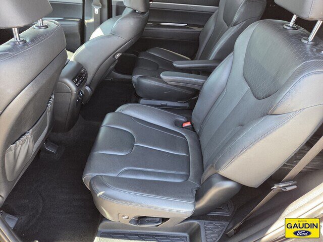 Used 2021 Hyundai Palisade SEL w/ Premium Package FWD image 12