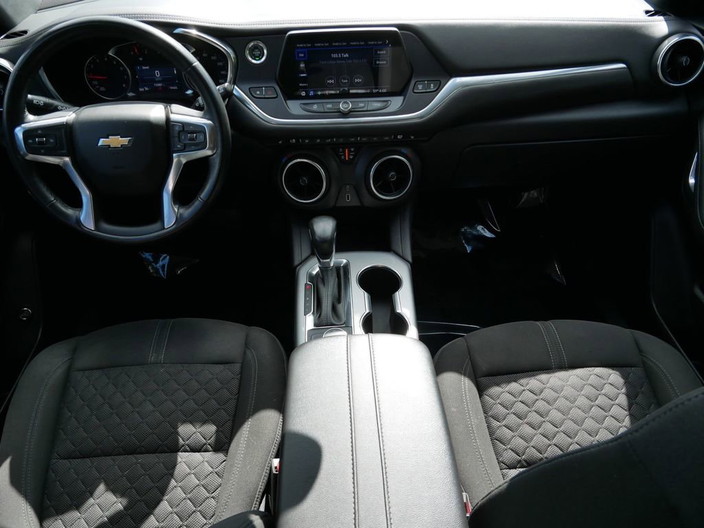 Used 2020 Chevrolet Blazer LT FWD image 13