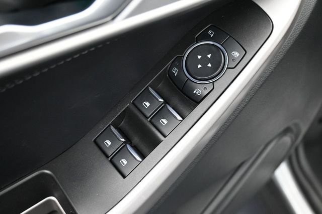 Certified 2023 Ford Explorer Limited w/ Equipment Group 301A AWD/4WD image 17