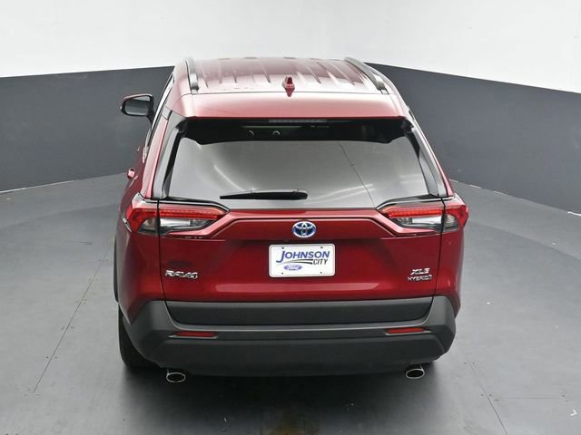 Used 2024 Toyota RAV4 XLE AWD/4WD image 11