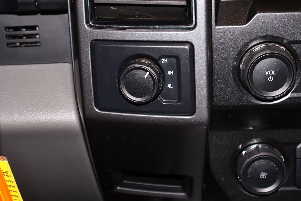 Certified 2020 Ford F150 XLT w/ Equipment Group 302A Luxury image 28