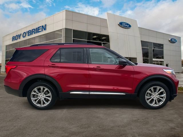 Certified 2023 Ford Explorer XLT w/ Equipment Group 202A image 6