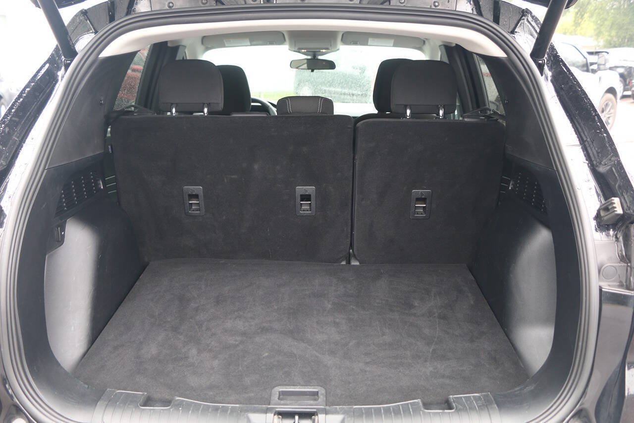 Certified 2024 Ford Escape Active AWD/4WD image 10