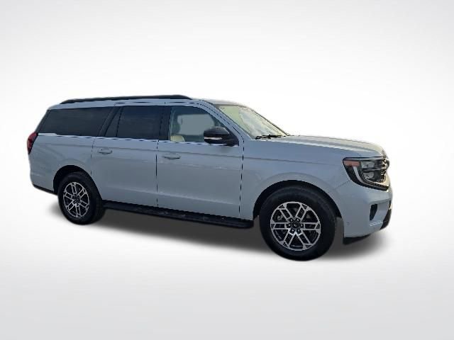 Certified 2025 Ford Expedition Max Active RWD image 1
