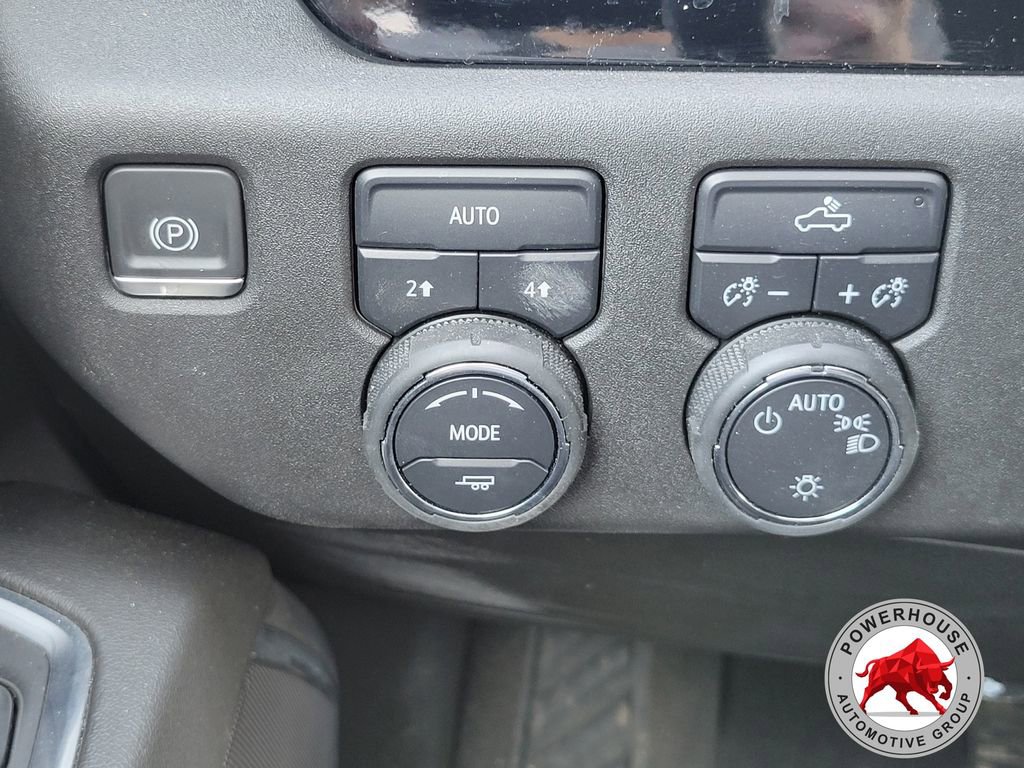 Used 2024 Chevrolet Silverado 1500 LT image 28