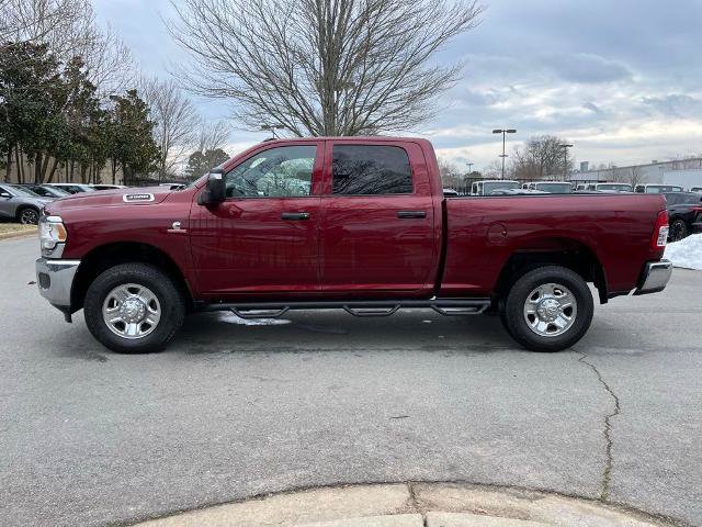 Used 2024 RAM 3500 Tradesman w/ Chrome Appearance Group AWD/4WD image 4