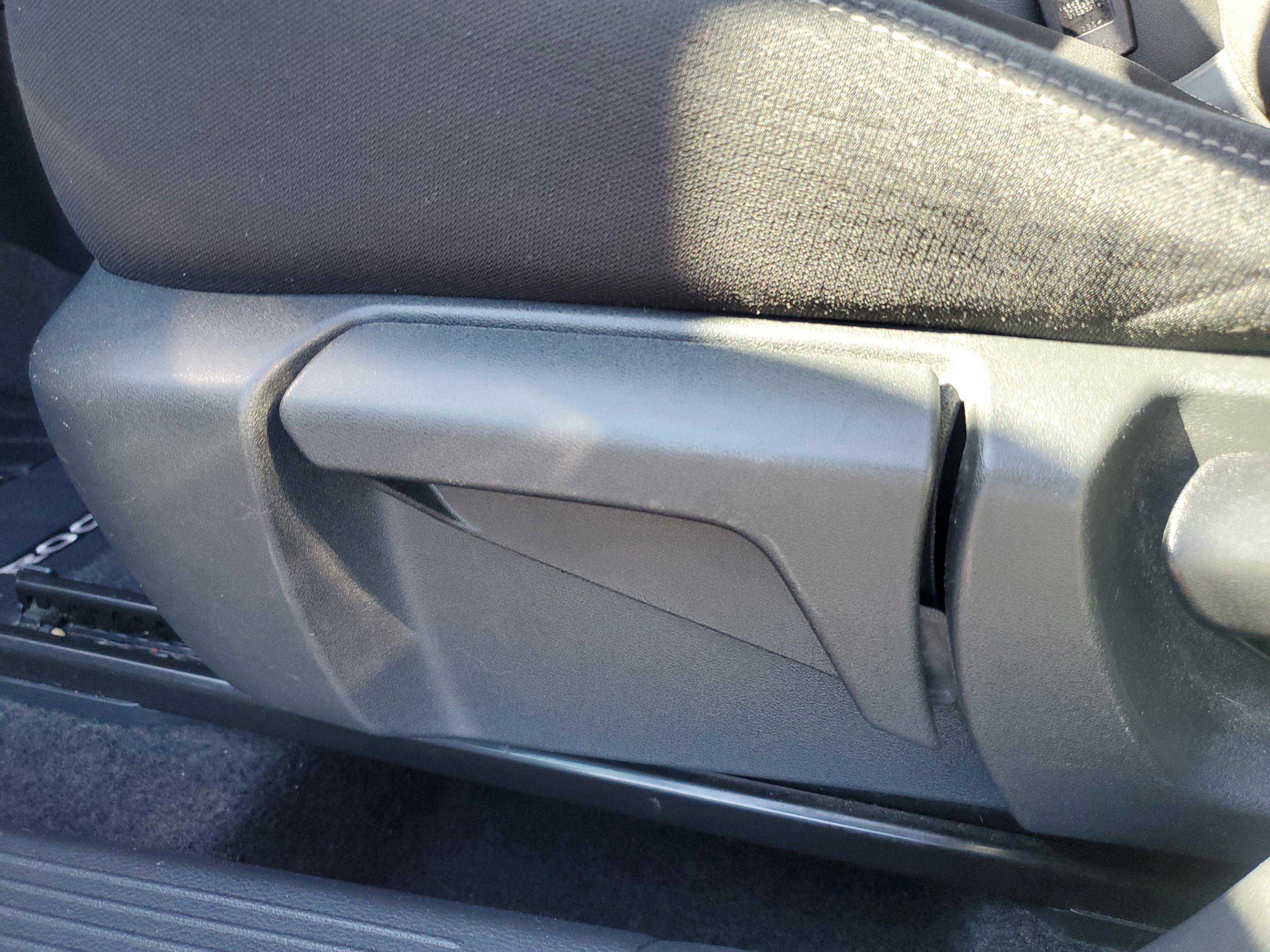 Used 2023 Nissan Rogue S FWD image 16