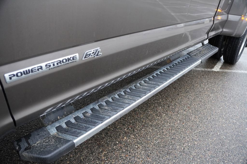 Certified 2022 Ford F350 XLT image 14