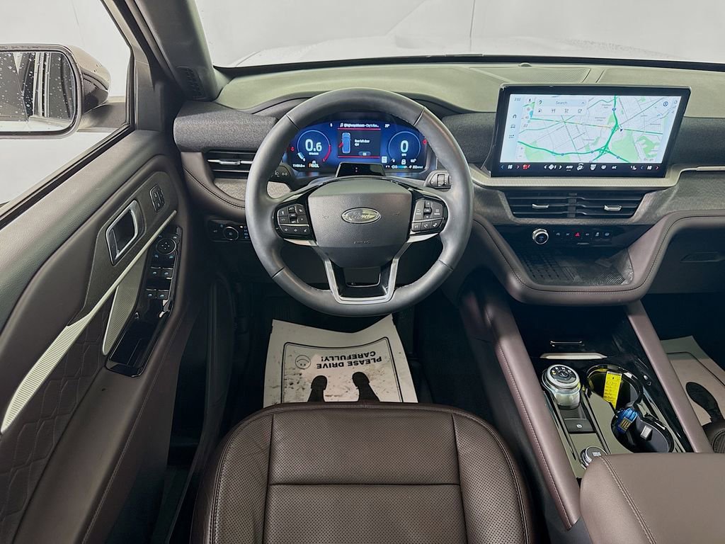 Certified 2025 Ford Explorer Platinum w/ Ultimate Package image 24