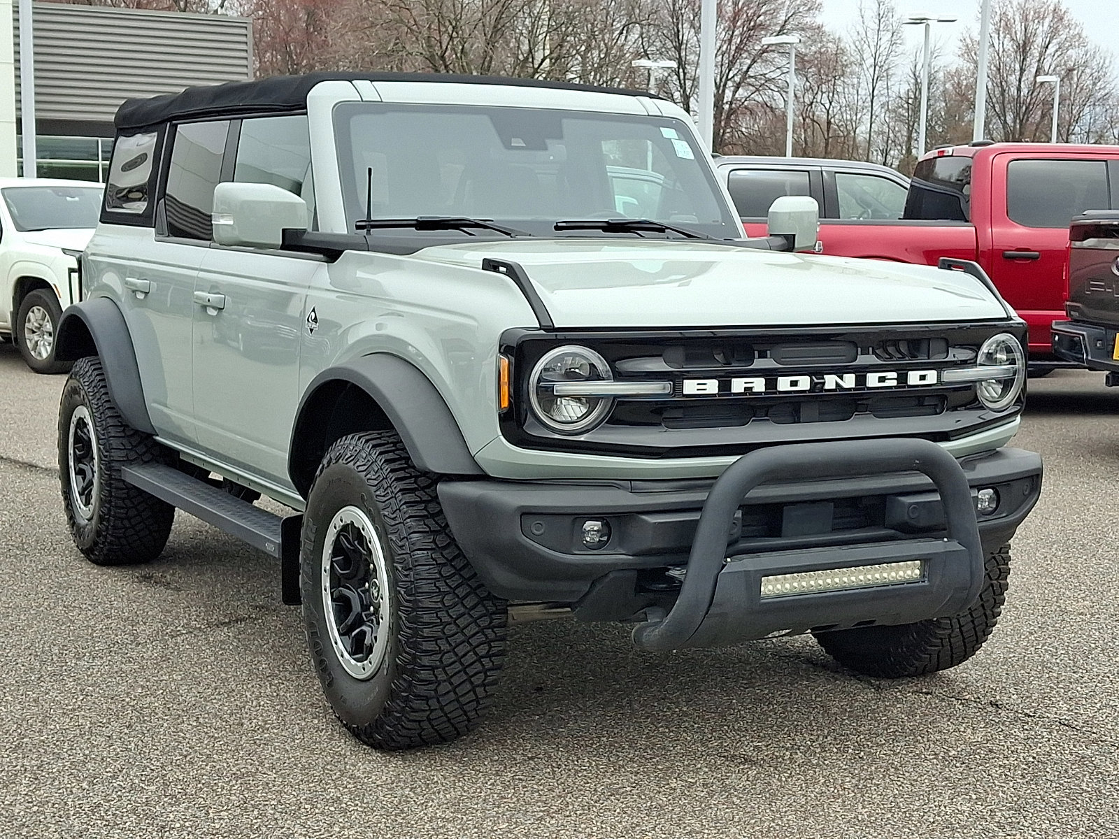 Certified 2022 Ford Bronco Outer Banks w/ Sasquatch Package image 10