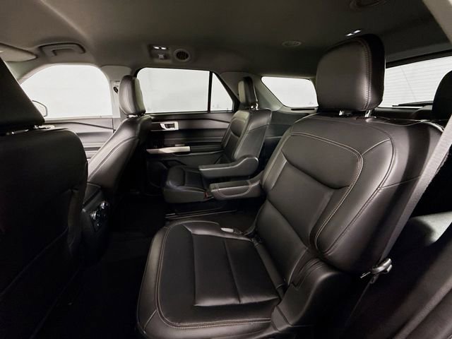 Certified 2022 Ford Explorer XLT w/ Equipment Group 202A image 24