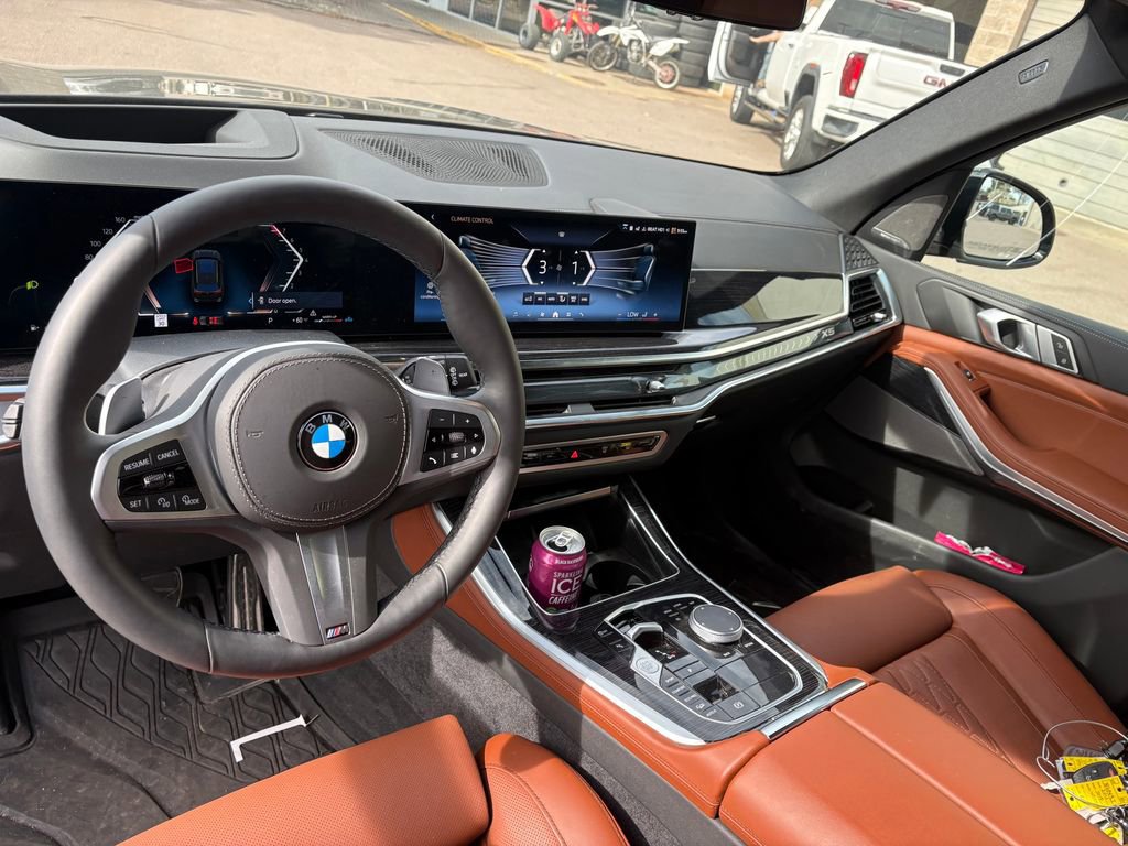 Used 2026 BMW X5 xDrive40i w/ M Sport Package image 43