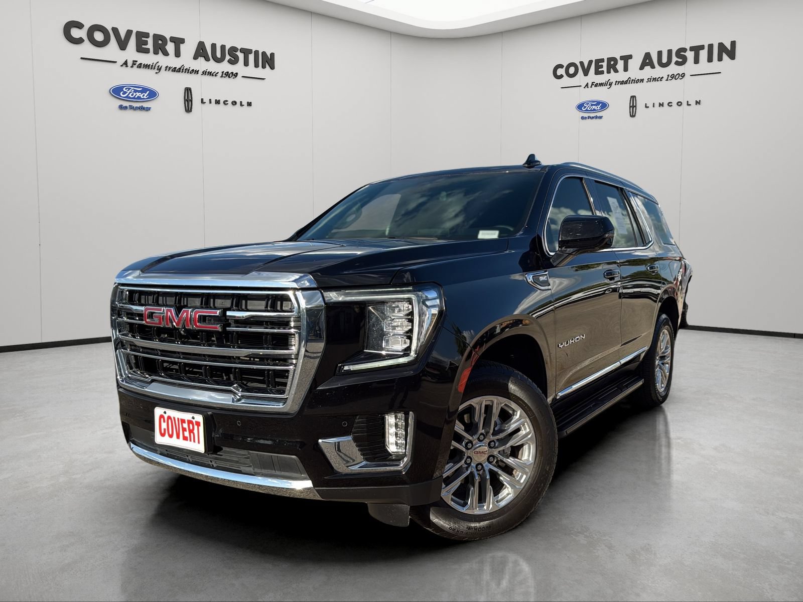 Used 2024 GMC Yukon SLT w/ SLT Luxury Package